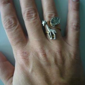 Giraffe Ring With A Leaf Wrap Style, Adjustable..