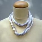 Rhinestones Pearls Necklace