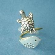 Silver turtle ring with a bird, wrap ring, adjustable ring, animal ring