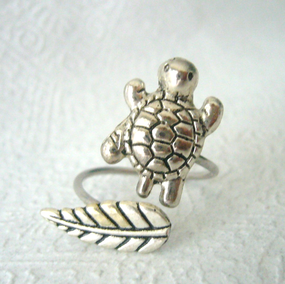 Silver Turtle Ring With A Leaf, Wrap Open Style, Adjustable Ring, Animal Ring